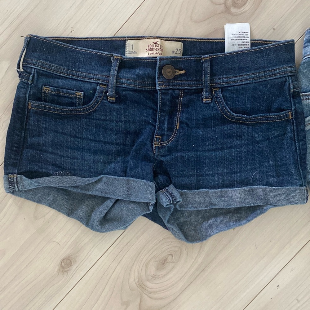 Junior’s Hollister size 00 denim shorts